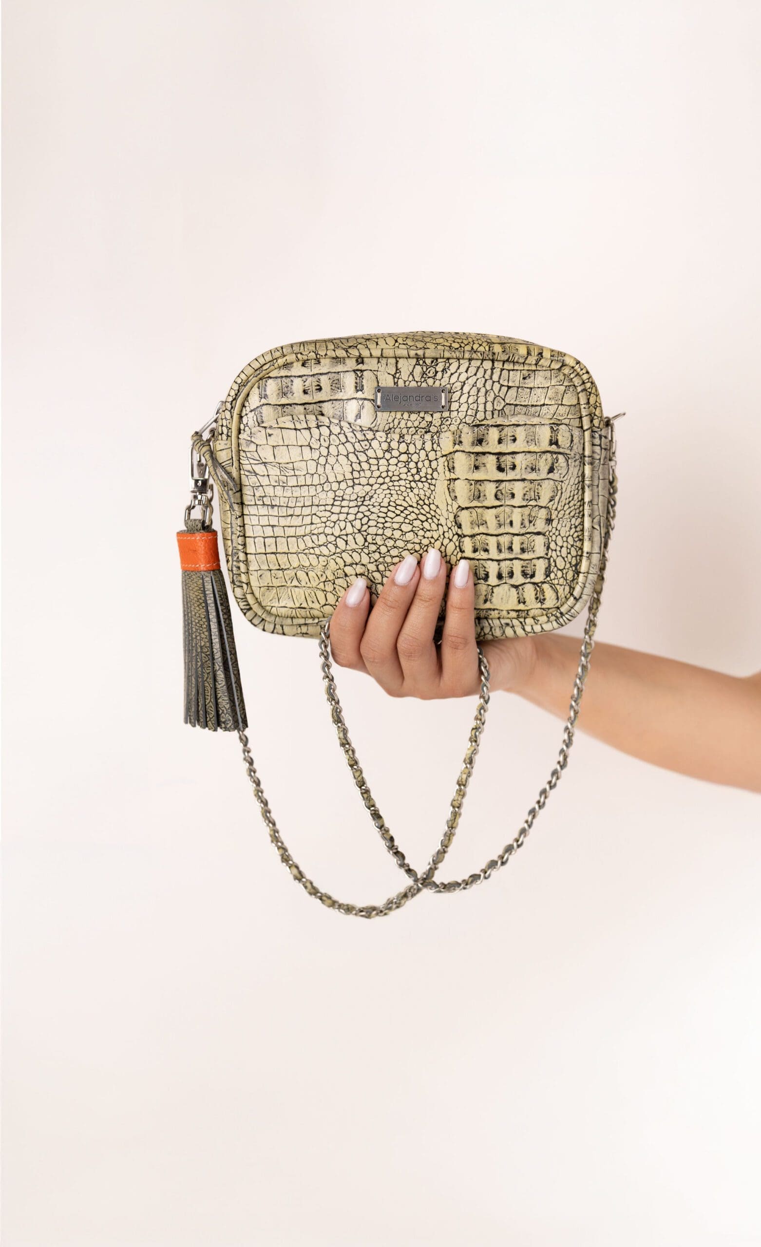 Carolina Classic Crossbody - Image 10