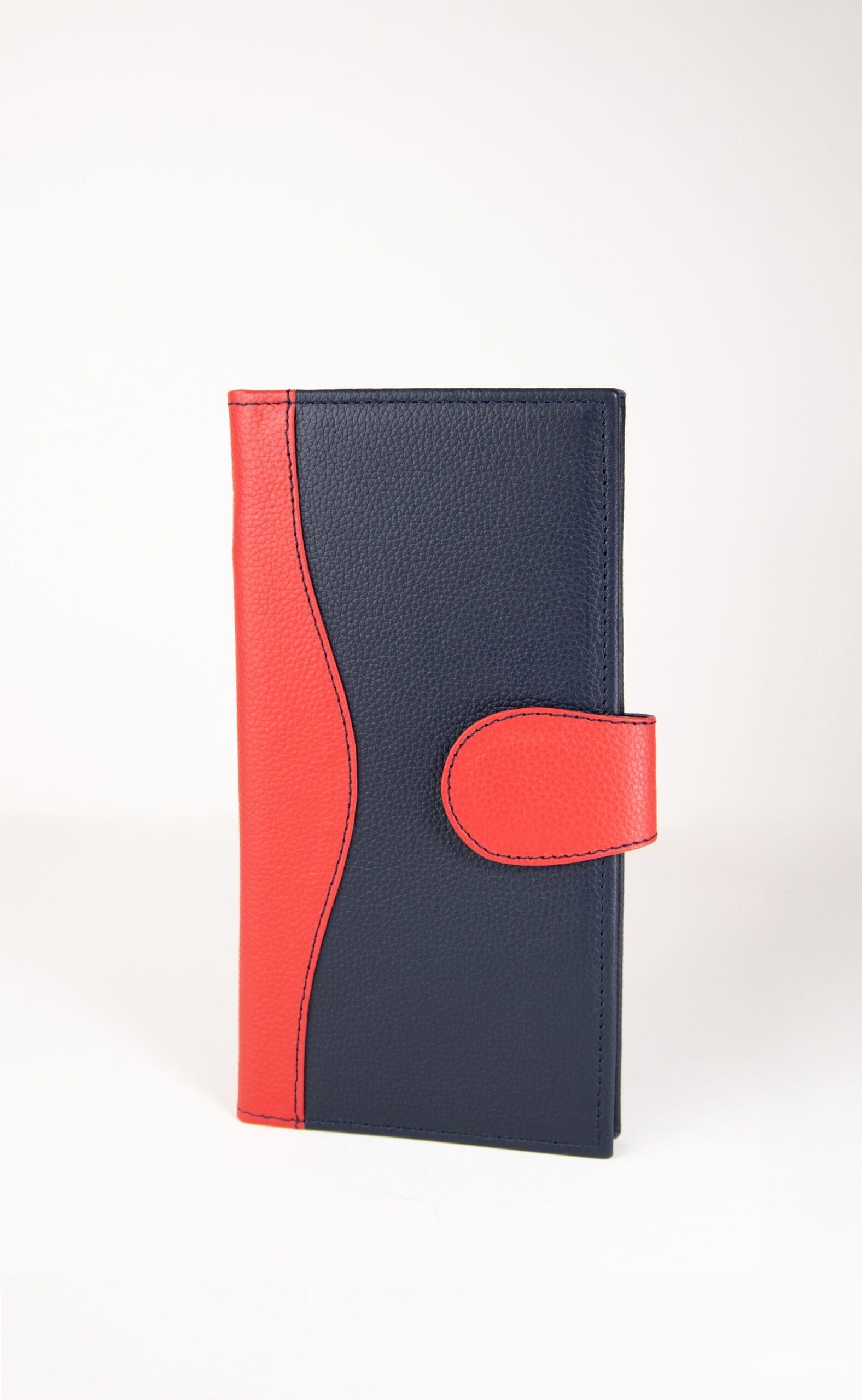 The Diplomat Travel Wallet - Image 7