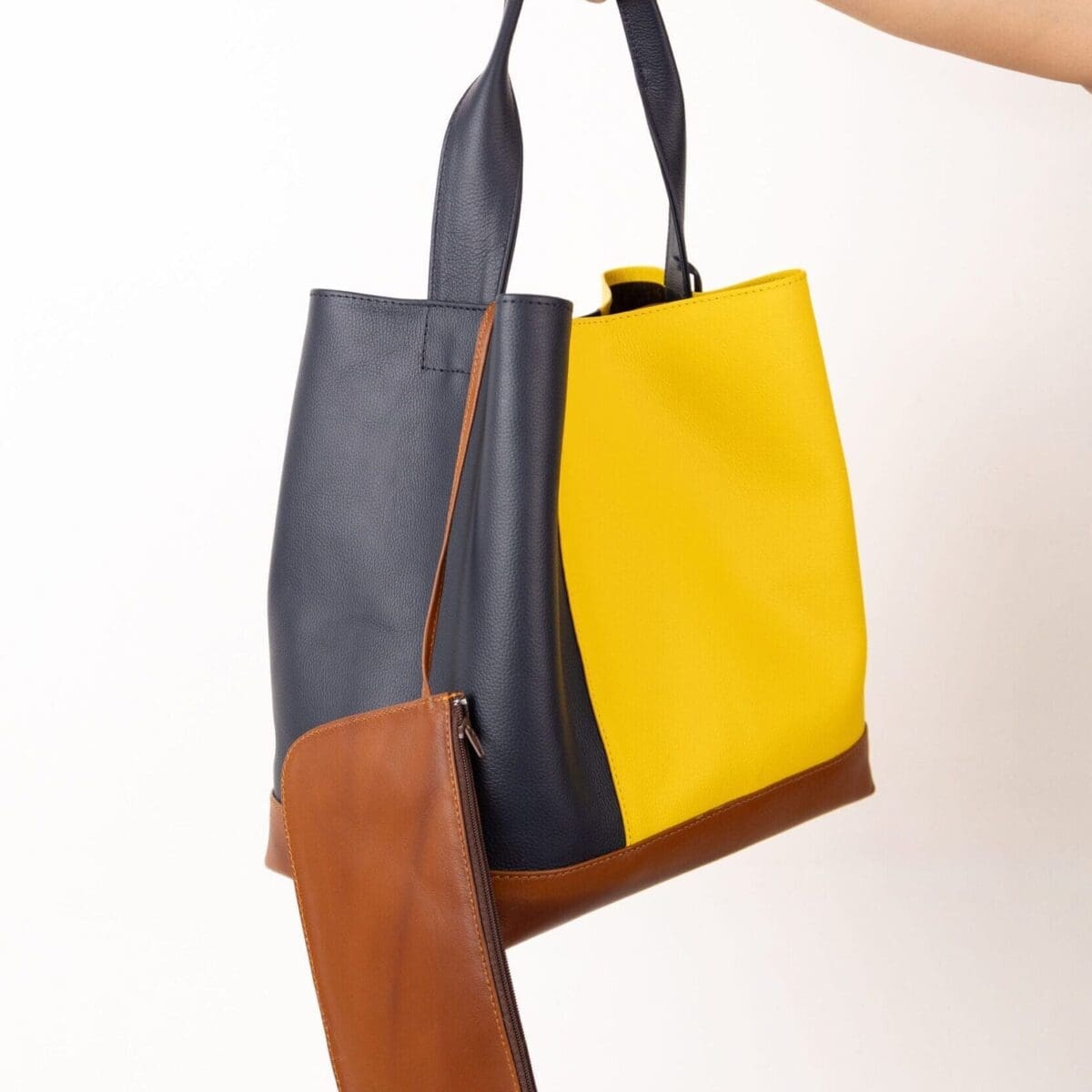 Robin Tote