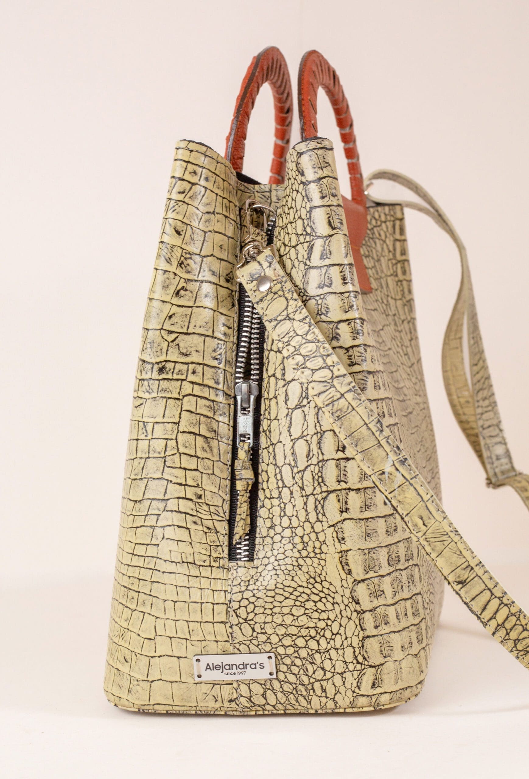 Mariel Aurora Bag - Image 4