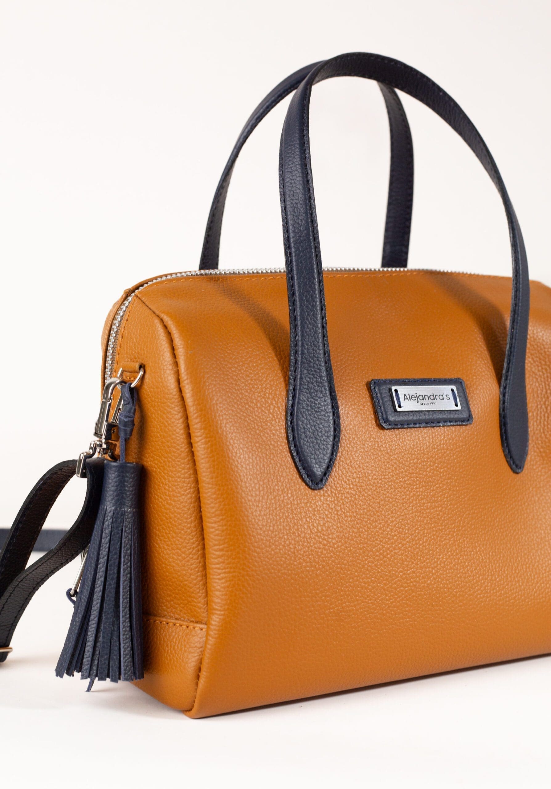 Vanessa Bag - Image 8