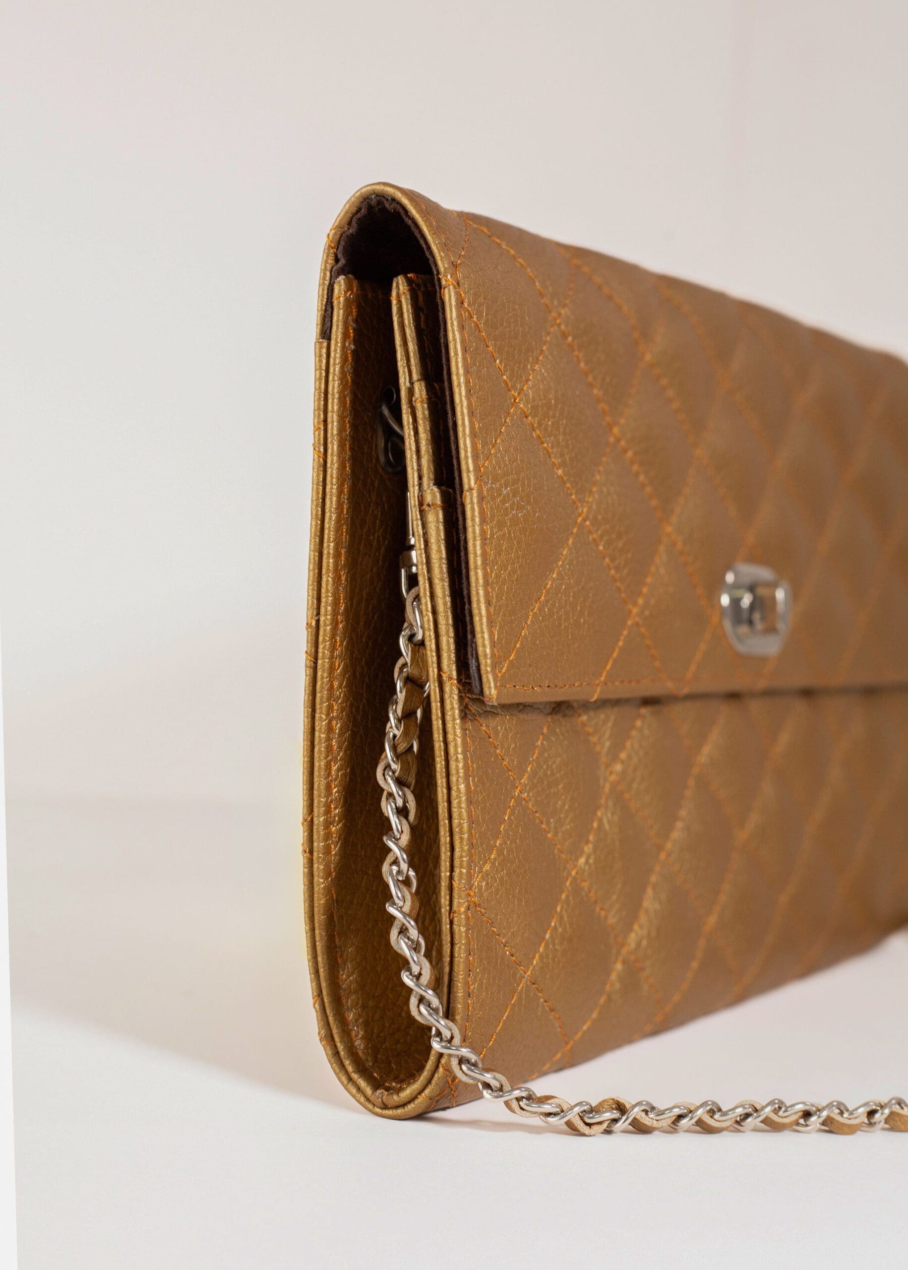 Anya Clutch - Image 4